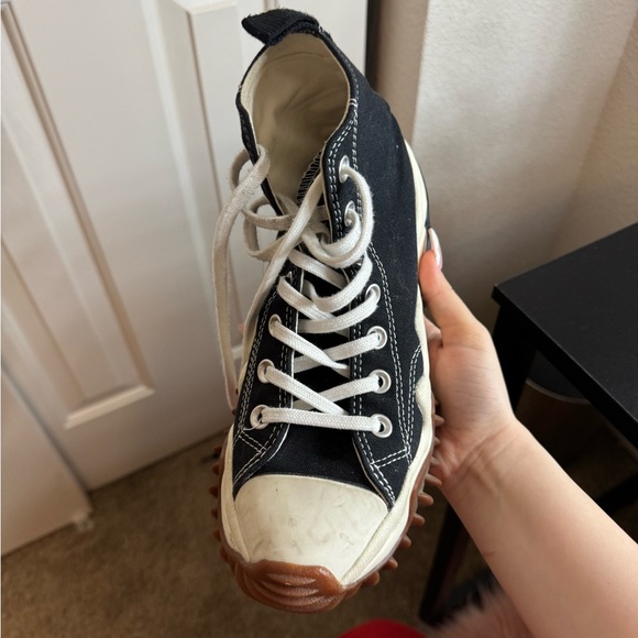 Converse🤍🖤 - Picture 3 of 7